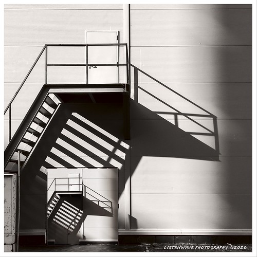 20/05/2020 Mobilography | “If you want a picture of the futu… | Flickr