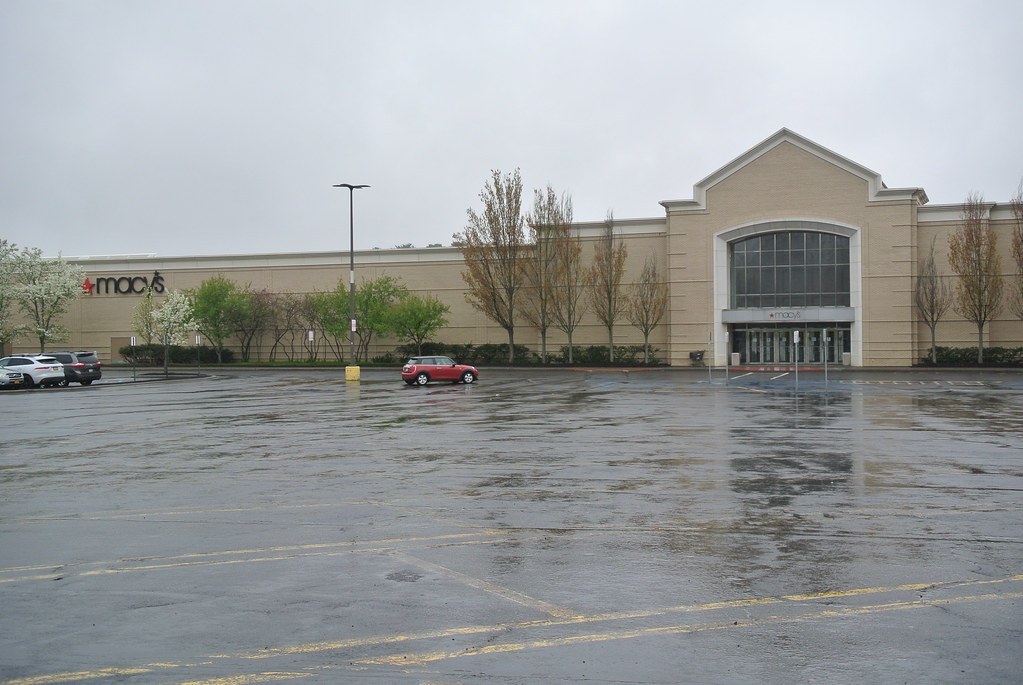 Macy's Crossgates Mall Albany NY gameking3 Flickr