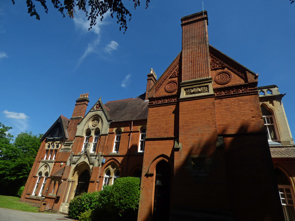 Highbury Hall on a Sunny day in May Highbury Hall on a Sun… Flickr