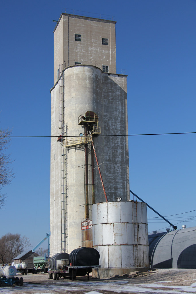 Grain Elevator Ong, NE Tom McLaughlin Flickr