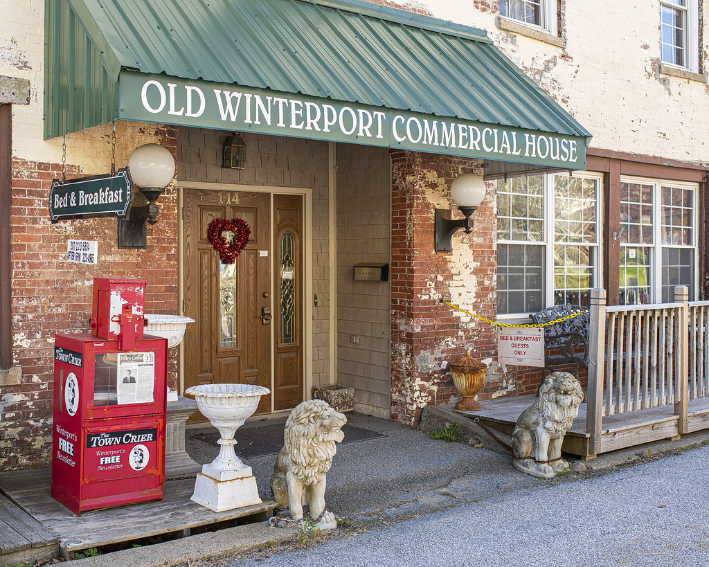 Old Winterport Commercial House Old storefront in Winterpo… Flickr