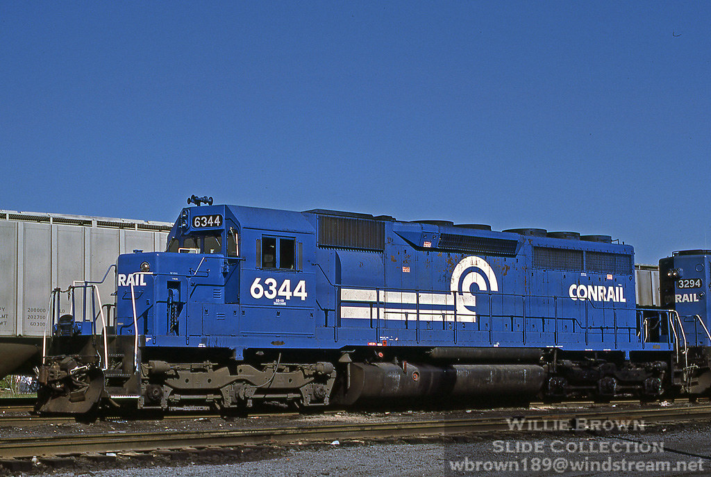 SD40 6344 at Harrington, DE on 04/20/88. Willie Brown (wbr… Flickr