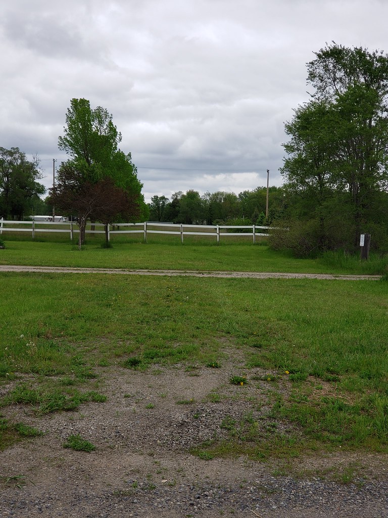 052120 Old BCR&N Conesville, Iowa 255th St. Looking nort… Flickr