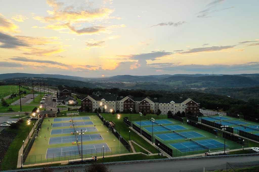 Jessica Kozloff Apartments default Housing & Residence Life at