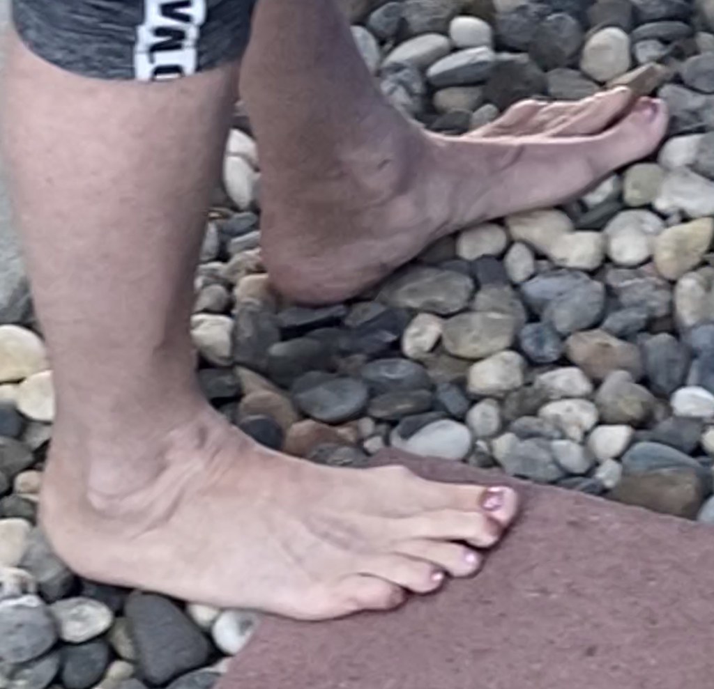 Candid GILF feet | Rayray150 | Flickr