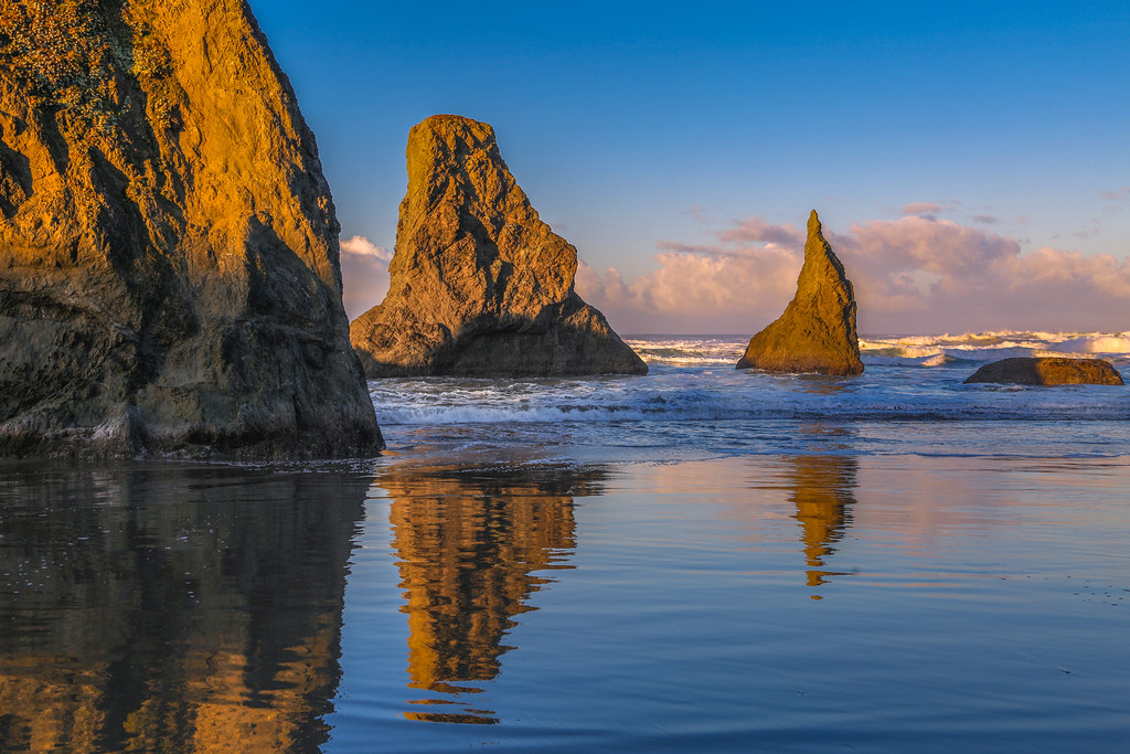 Bandon Beach Sunrise Bandon Beach, Oregon Coast. Cole Chase