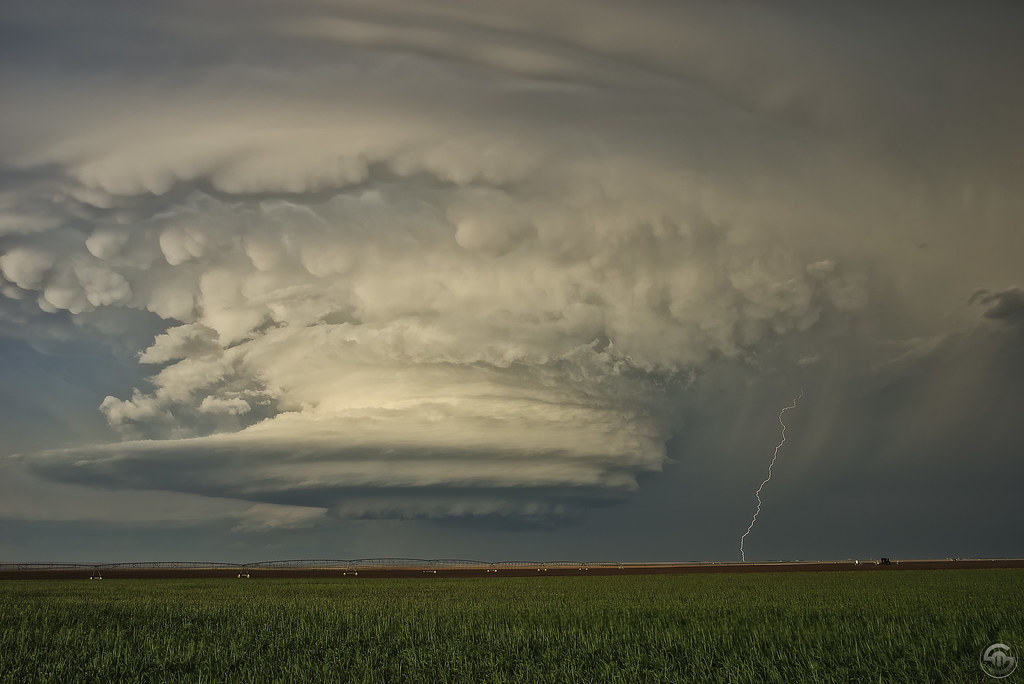 Whispers of Time The Satanta, Kansas supercell as it begin… Flickr