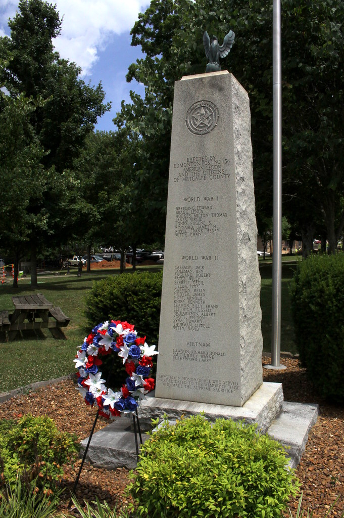 Metcalfe County War Memorial Edmonton, KY a photo on Flickriver
