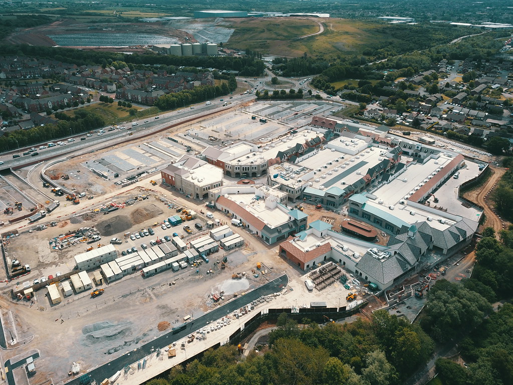 Mcarthur Glen Designer outlet Village, Cannock DCIM\101MED… Flickr