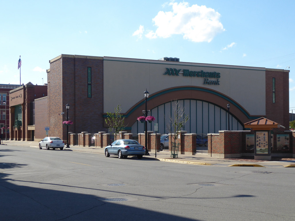 Winona, MN Merchants Bank A "Jewel Box" bank designed by d… Flickr