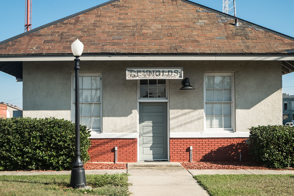 Reynolds Reynolds Community Library in Reynolds, jwcjr