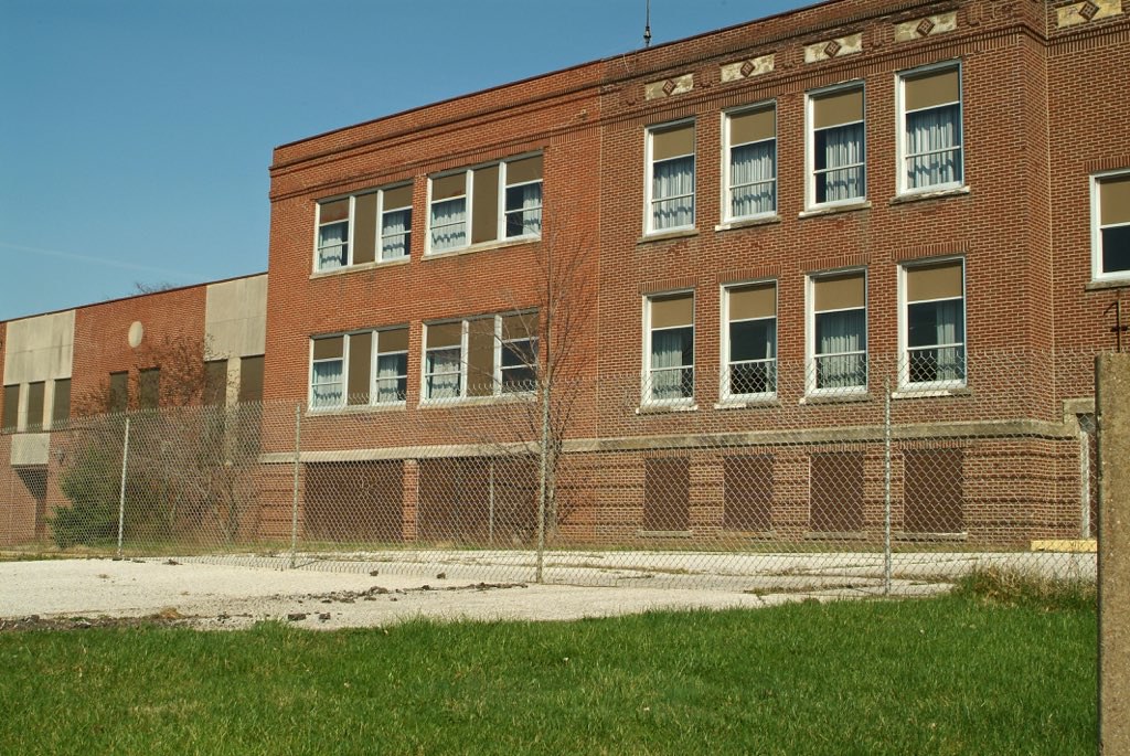 Richfield School West Side 2 A closeup of the west side … Flickr