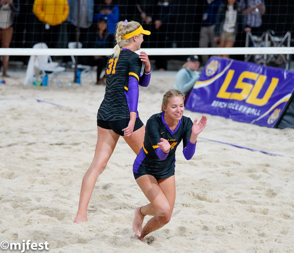 LSU(2) vs UCLA (1) Beach Volleyball Baton Rouge, LA Fe… Flickr
