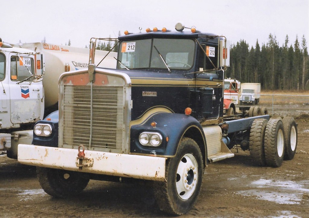 Kenworth W923 Old KW for sale long ago in Canada. From my … Flickr