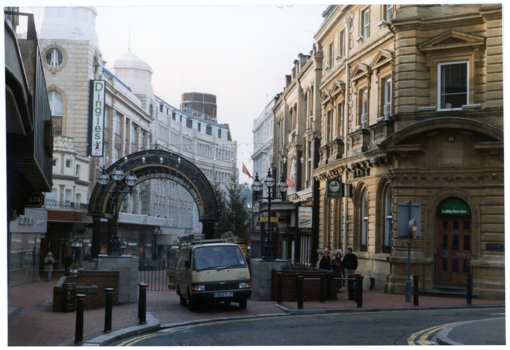 Old Christchurch Road, Bournemouth, Dorset January, 1990. … Flickr
