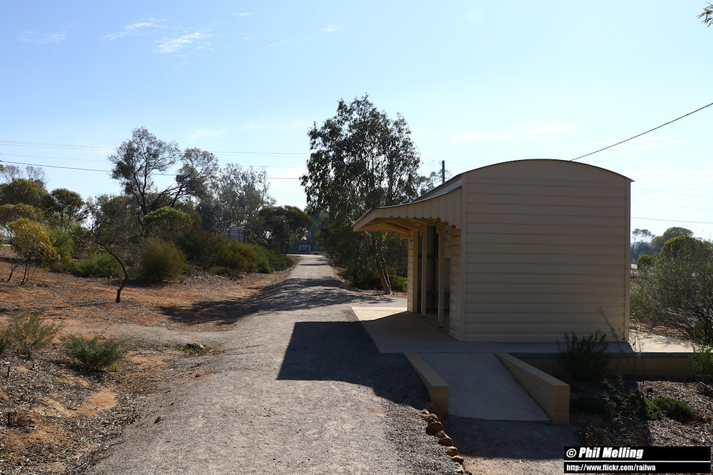 Northampton Recreated Platform Shelter 2 looking north 16 … Flickr