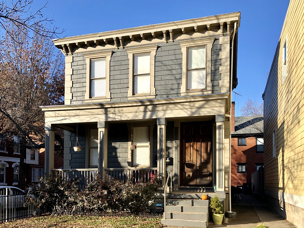 9th Street, Mainstrasse Village, Covington, KY Warren LeMay Flickr