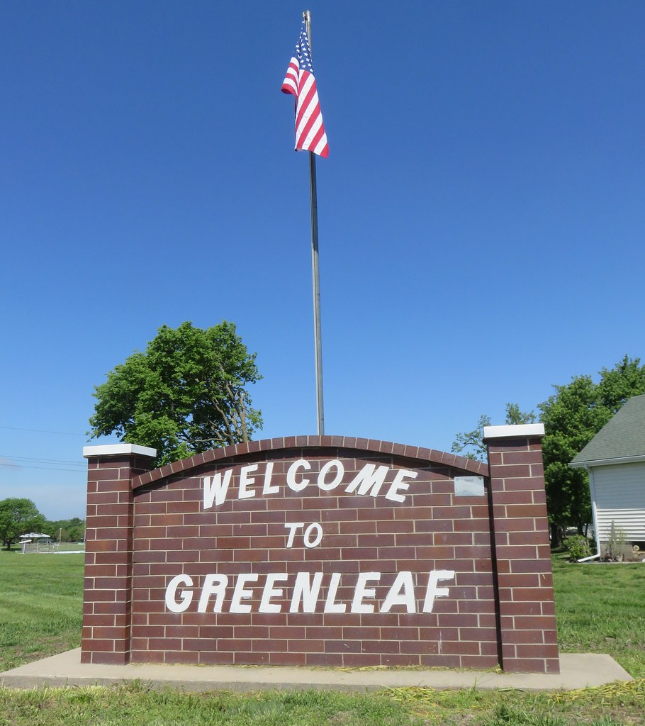 to Greenleaf Sign (Greenleaf, Kansas) Greenleaf is… Flickr