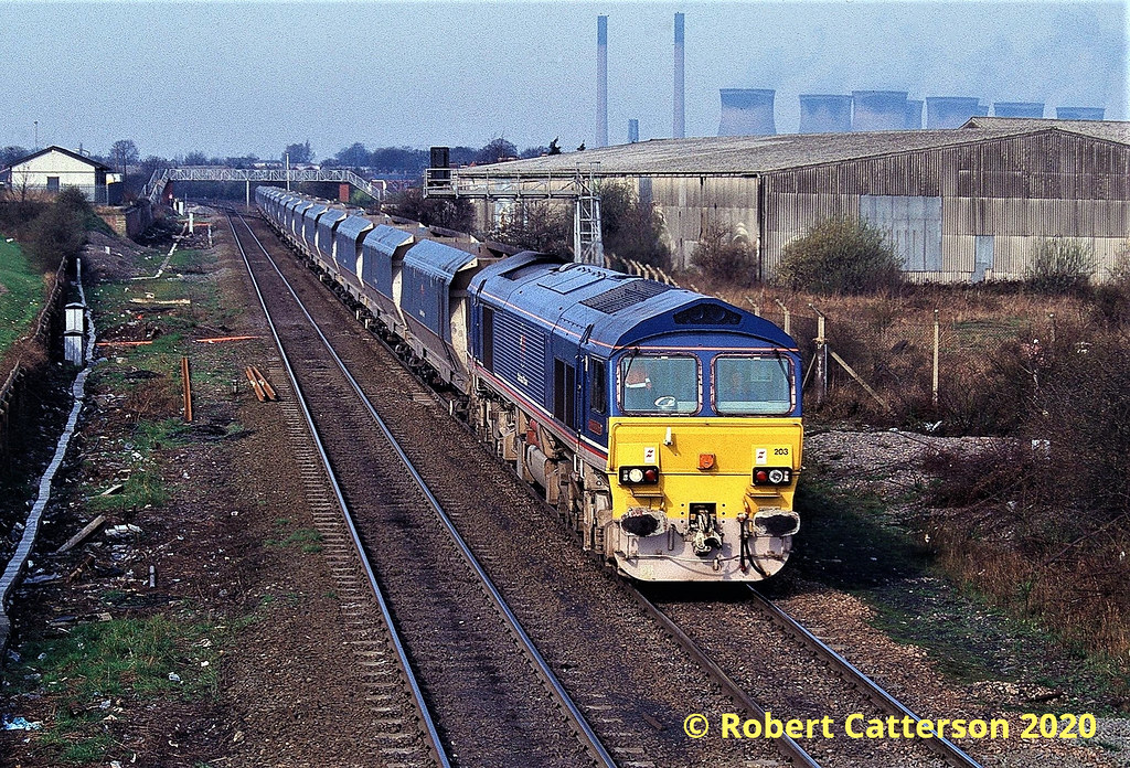 RST11914 22397 Knottingley Womersley Road level crossin… Flickr