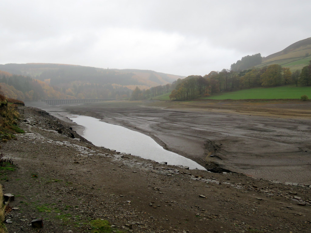 Derwent Village Ladybower Reservoir, November 2018 Flickr