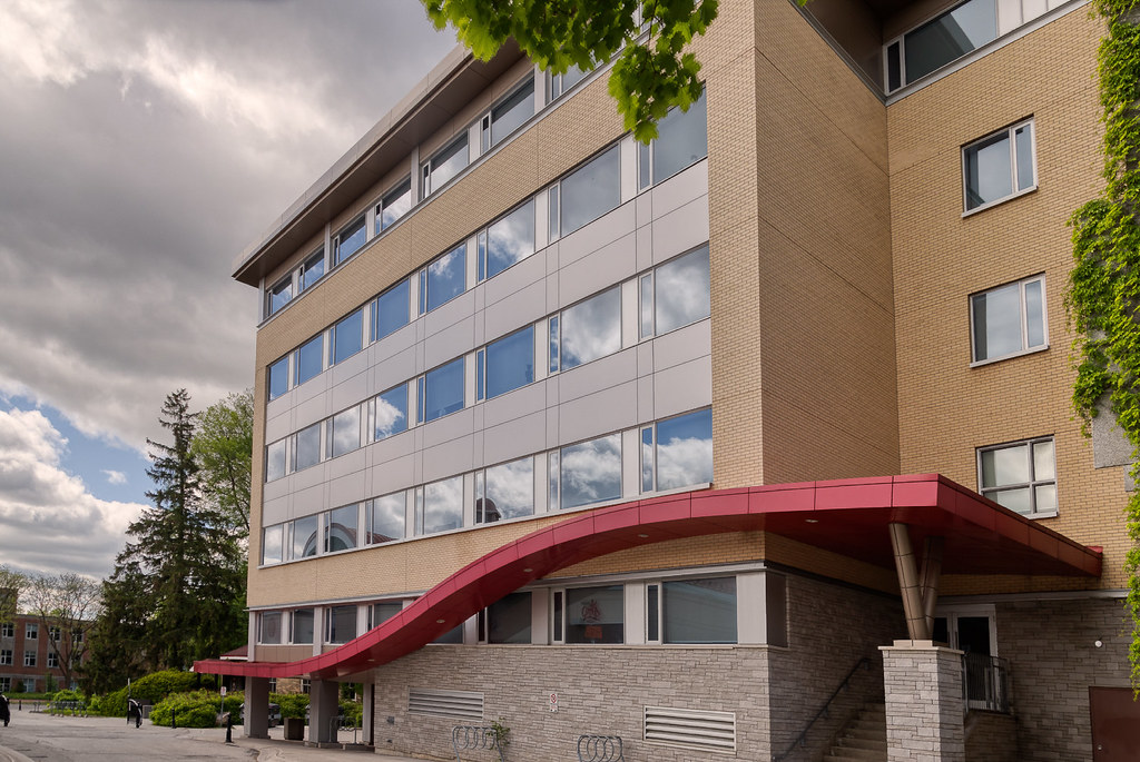 University of Guelph Building University of Guelph my fi… Flickr