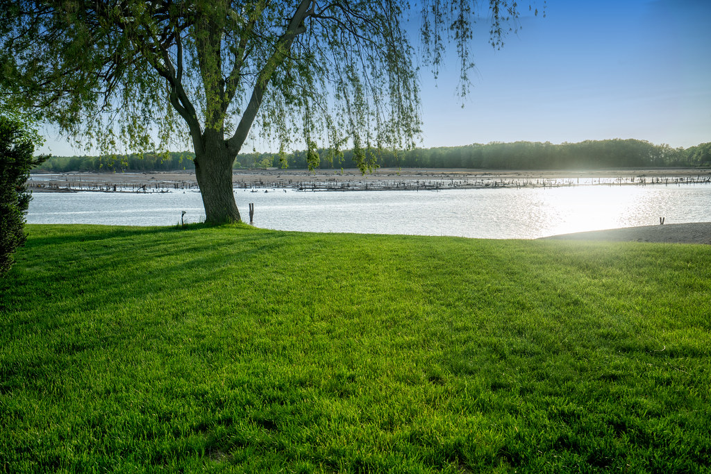 _DSC4806 Sanford Lake MI Sanford Lake reduced to a river a… Flickr