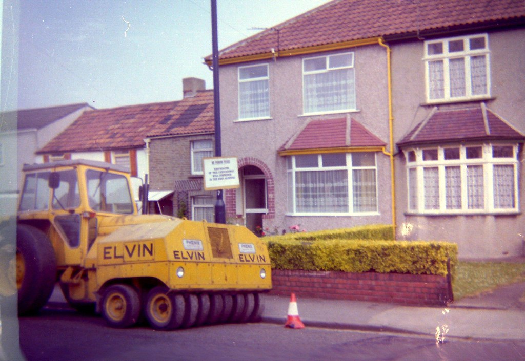 Ridgeway Road, Fishponds, Bristol, 1983 Phoenix tyred road… Flickr