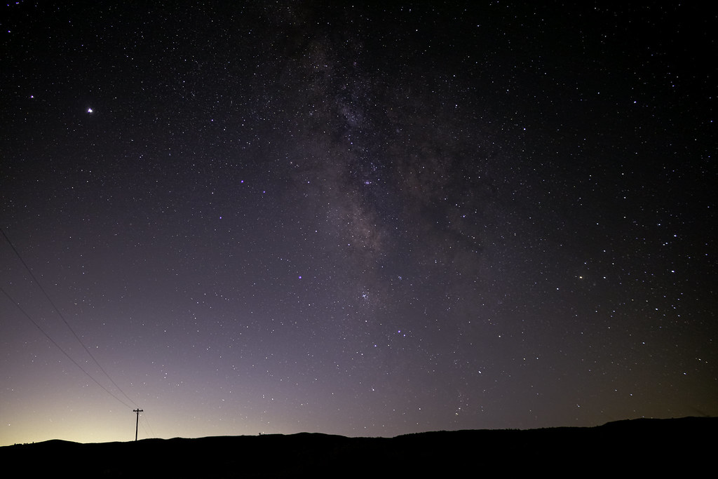 Milky Way, Three Points, CA Light on the horizon from Sant… Flickr