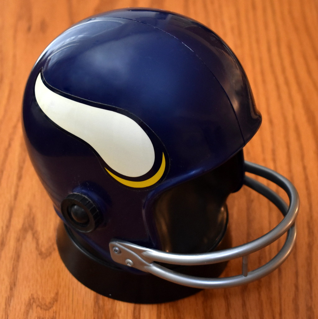Vintage Minnesota Vikings Helmet Novelty Radio By Pro Spor… Flickr