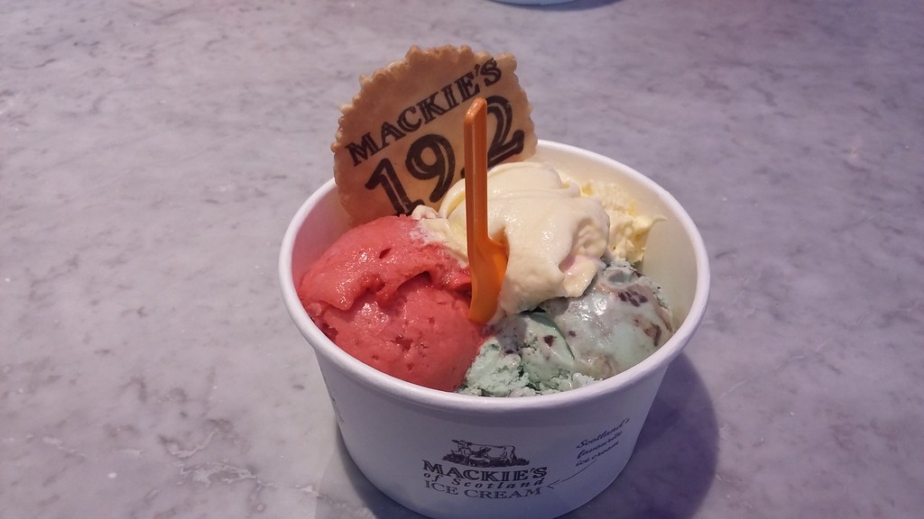 Ice Cream Tub, Mackie's 19.2 Ice Cream Shop, Aberdeen, Oct… Flickr