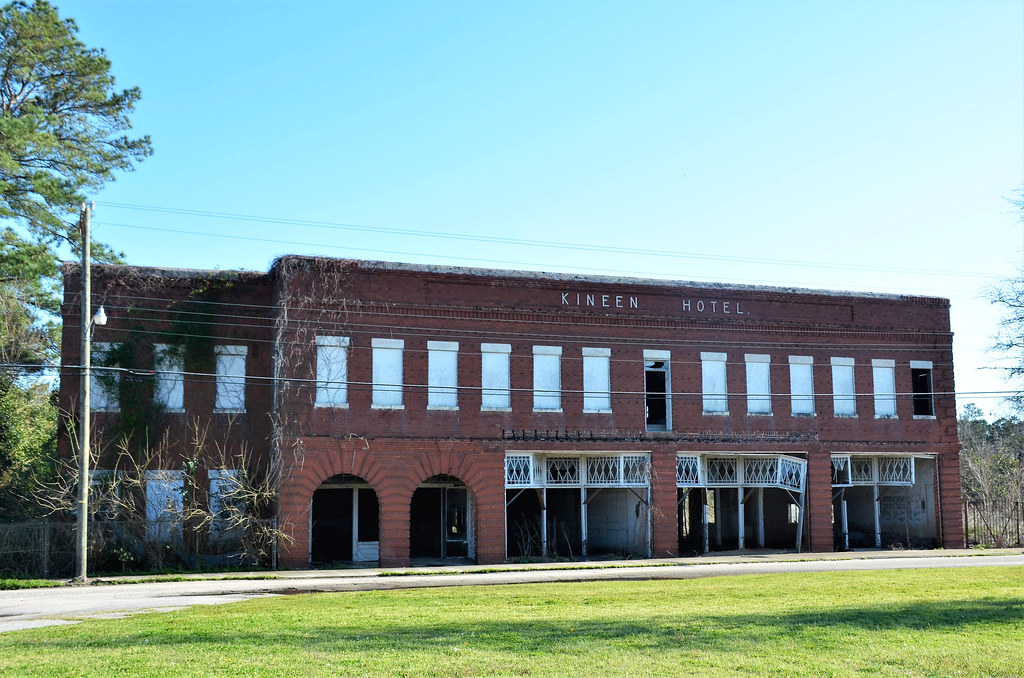 South Carolina, Mayesville, Keneen Hotel Kineen Hotel was … Flickr