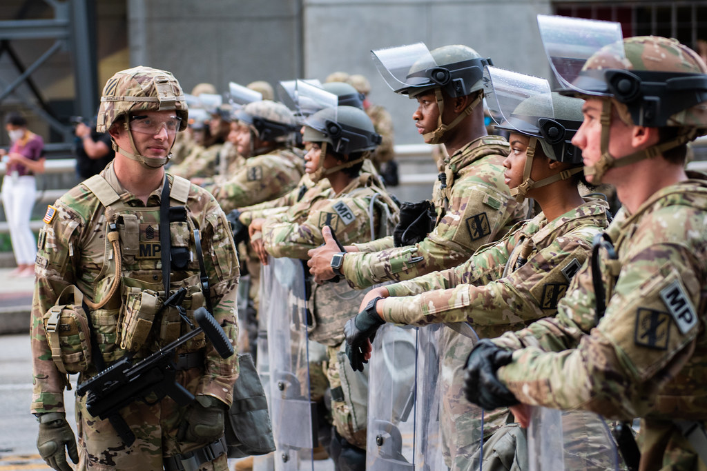 Checking on Troops U.S. Soldiers with the Army Nat… Flickr