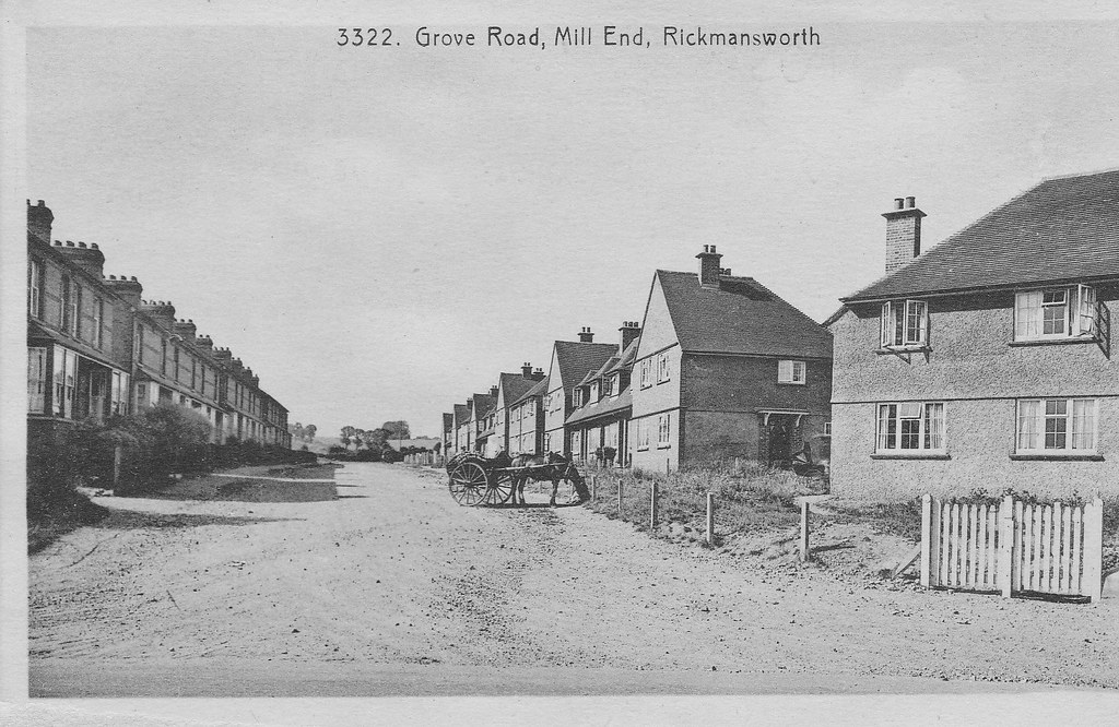 Grove Road, Mill End David Richings Flickr