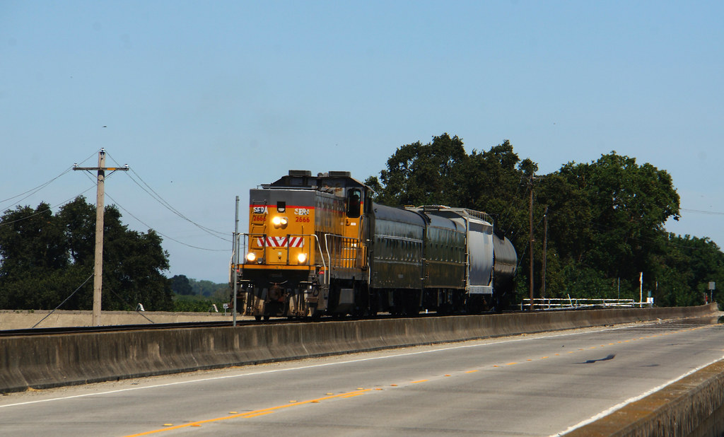 SERA 2666 The Sierra Northern railway's train from Woodlan… Flickr
