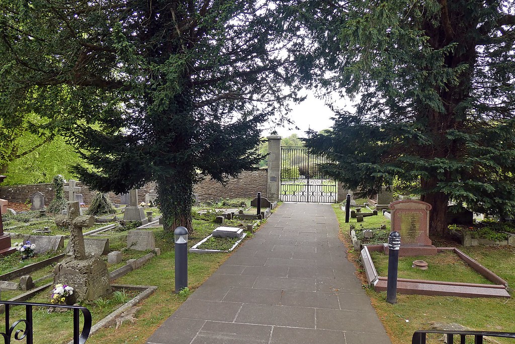 remember !! Drybrook Gloucestershire Down the graveyard … Flickr