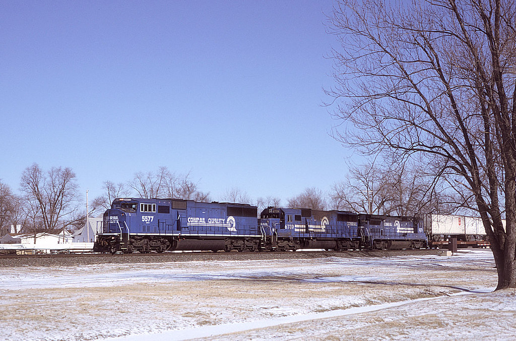 Conrail 5577, St. Elmo, IL TV3 St. Elmo, IL on a frigid … Flickr
