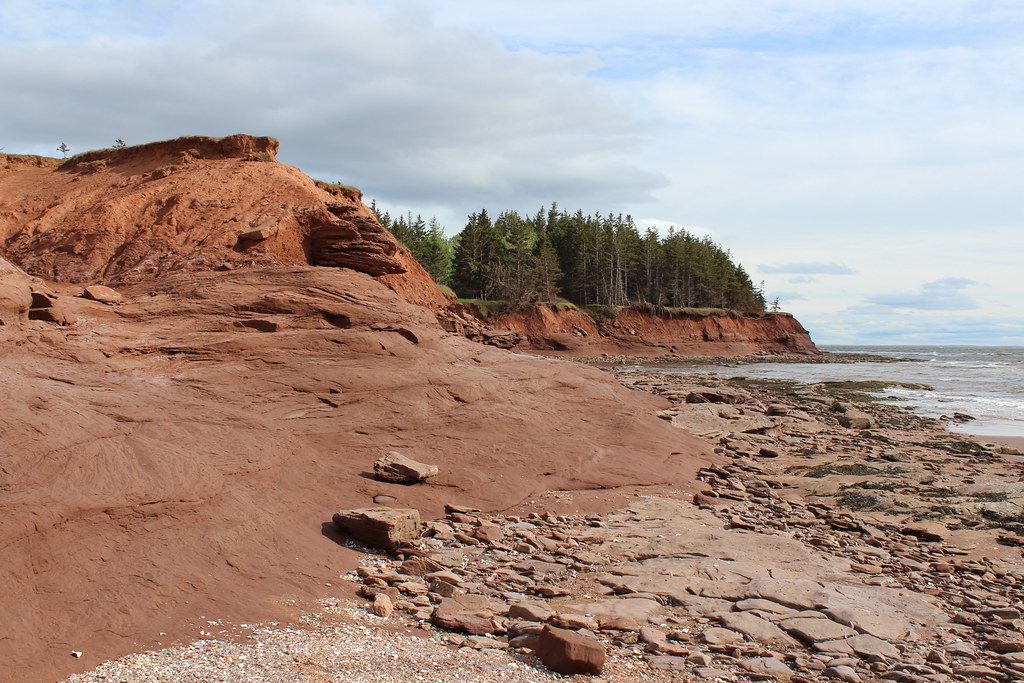 Sandstone Cliffs Lower Bedeque, PEI Sandstone cliffs in L… Flickr
