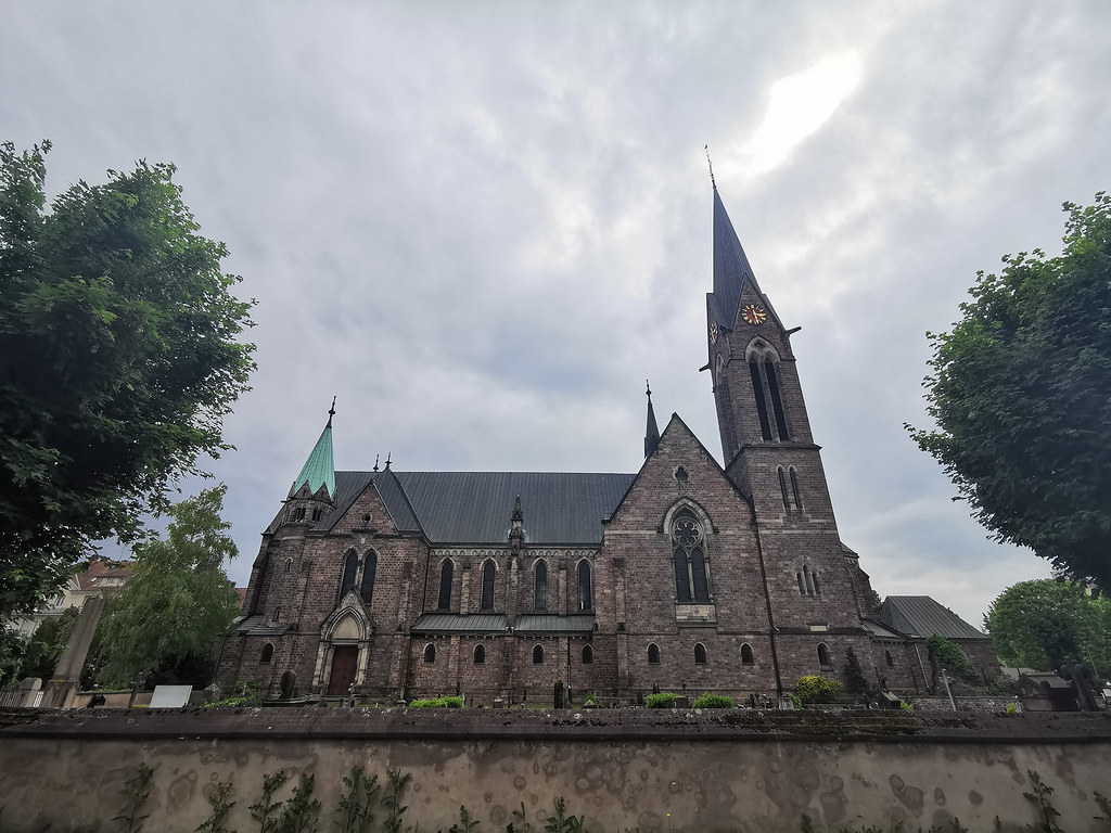 Eglise Sainte Famille à Schiltigheim 14/05/20 Tour des E… Flickr