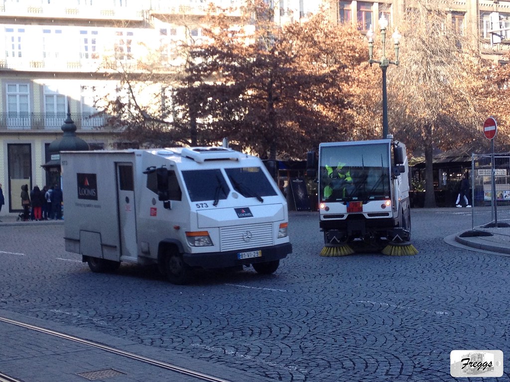 Loomis Mercedes Vario 818D Cash Transport & BucherSchörli… Flickr