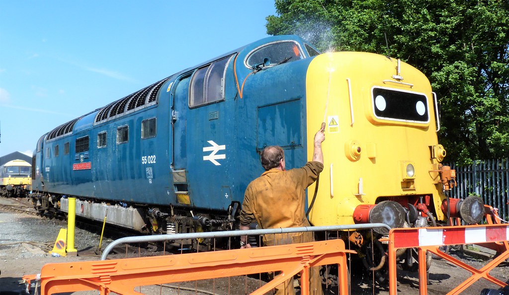 55022 at Bo'ness Class 55 Deltic No. 55022 Royal Scots Gre… Flickr