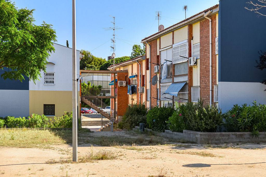 Sant Boi de Llobregat Camps Blancs Camps Blancs es uno de… Flickr