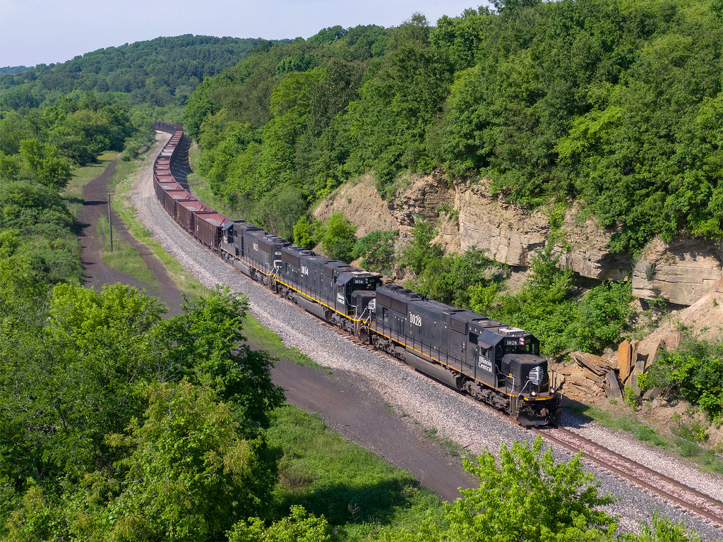 IC 1028 South w/ Ore Loads at Russellton PA Todd Novak Flickr
