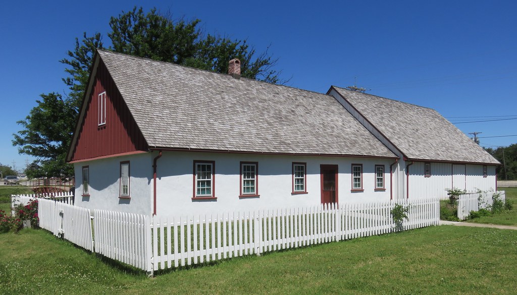Pioneer Adobe House (Hillsboro, Kansas) Built in 1876 by P… Flickr