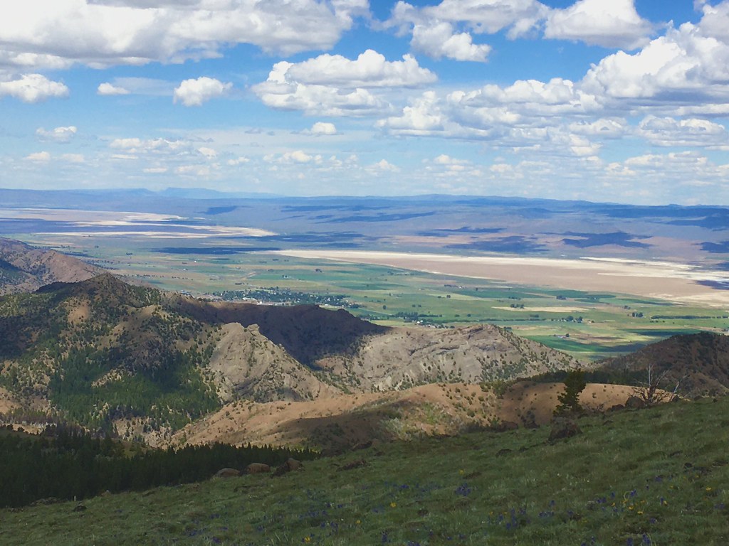 Surprise Valley from the Warner Mountains D Smith Flickr