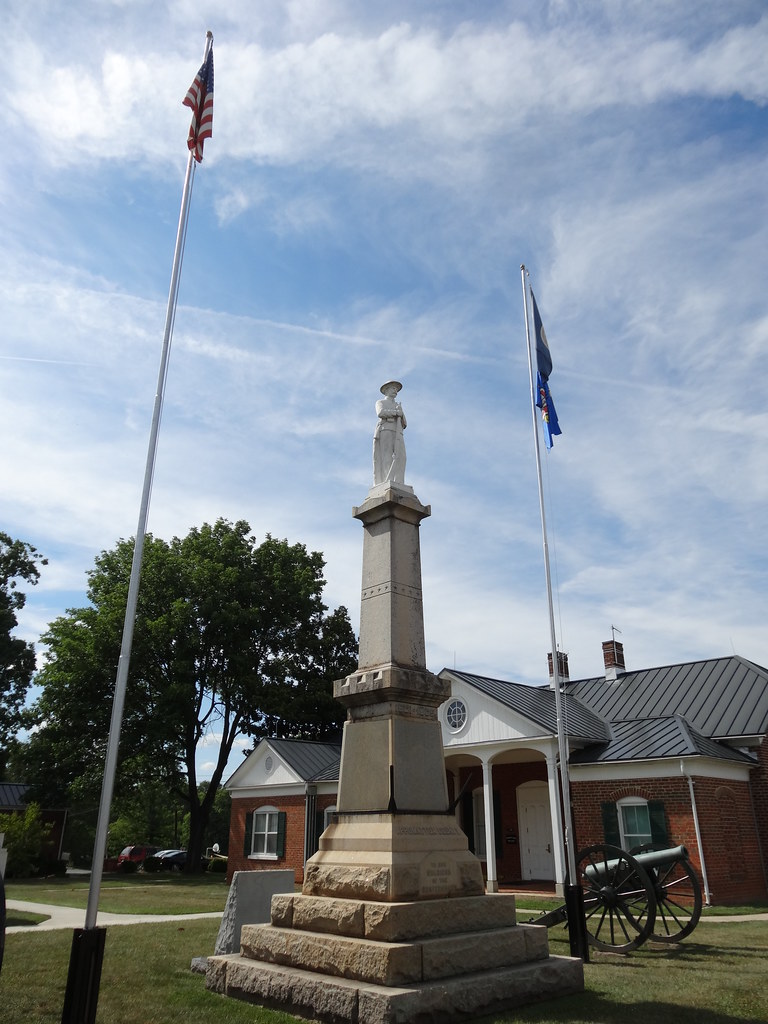 Confederate Monument, Appomattox, VA **Appomattox Historic… Flickr