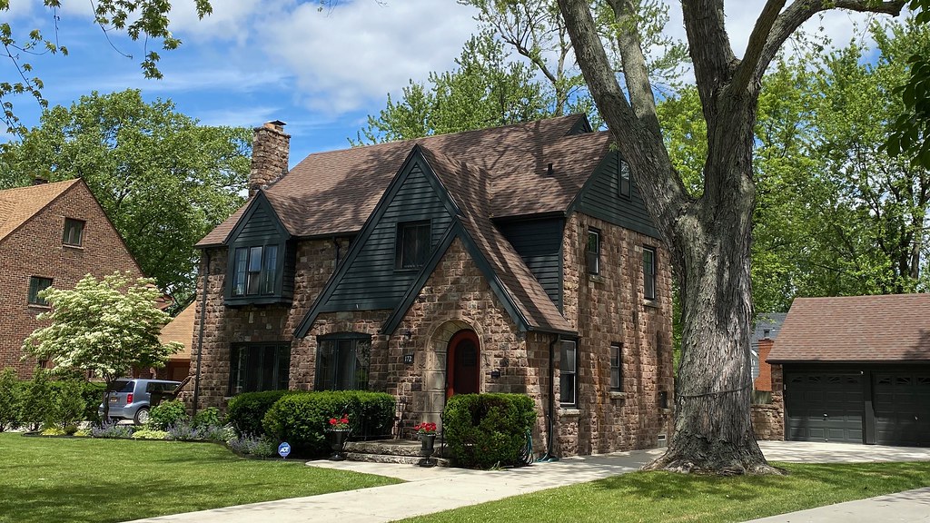 Deerhurst Stone Deerhurst Park neighborhood, Tonawanda NY bpawlik Flickr