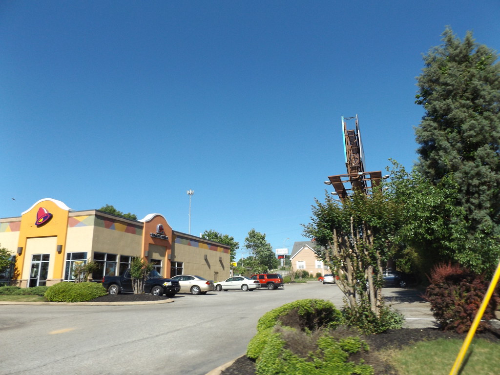 Taco Bell 34690 Jackson, TN Taco Bell 34690 2330 N. High… Flickr