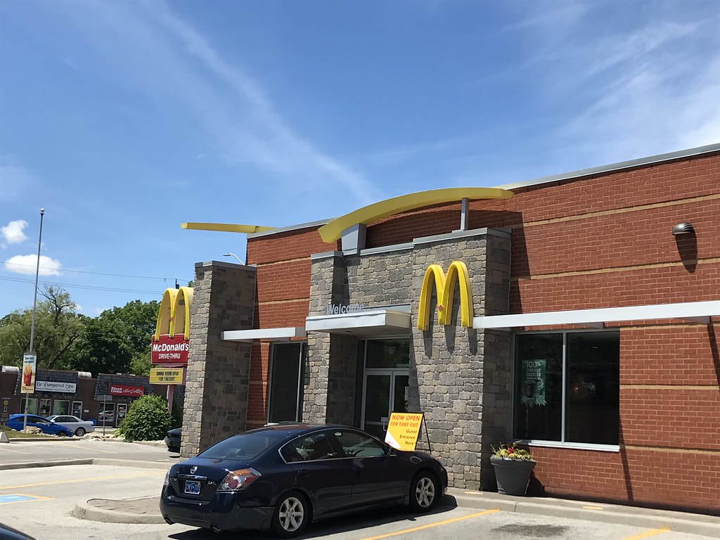 IMG_6447 Burlington, Ontario's original McDonald's locatio… Flickr
