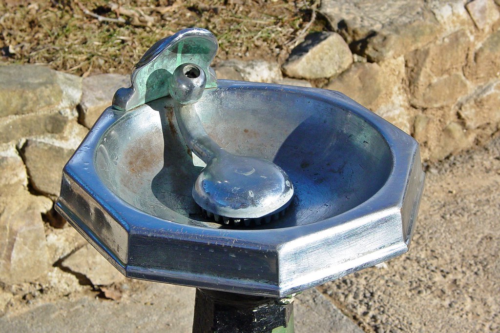 Water fountain at Troutville rest area Pedalactivated wat… Flickr