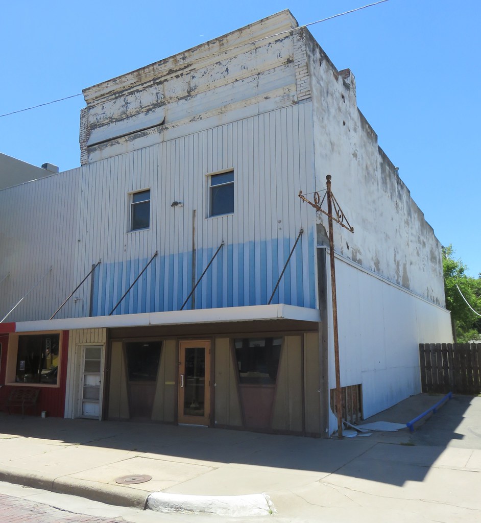Storefront Building (Halstead, Kansas) Located at 217 Main… Flickr
